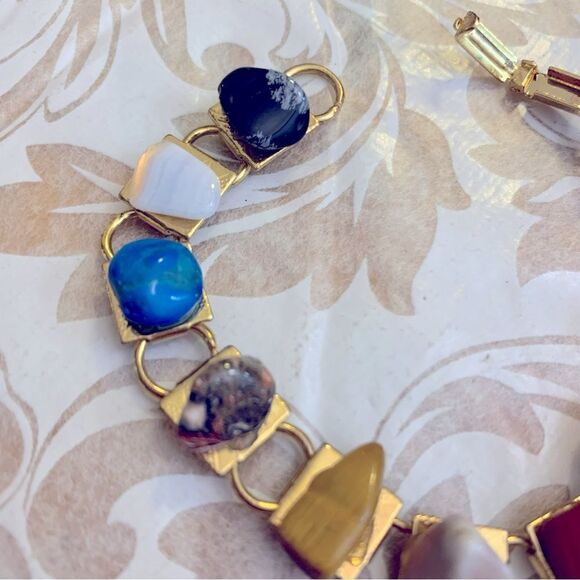 Natural Stones on Gold Tone Bracelet 7” - Picture 4 of 4